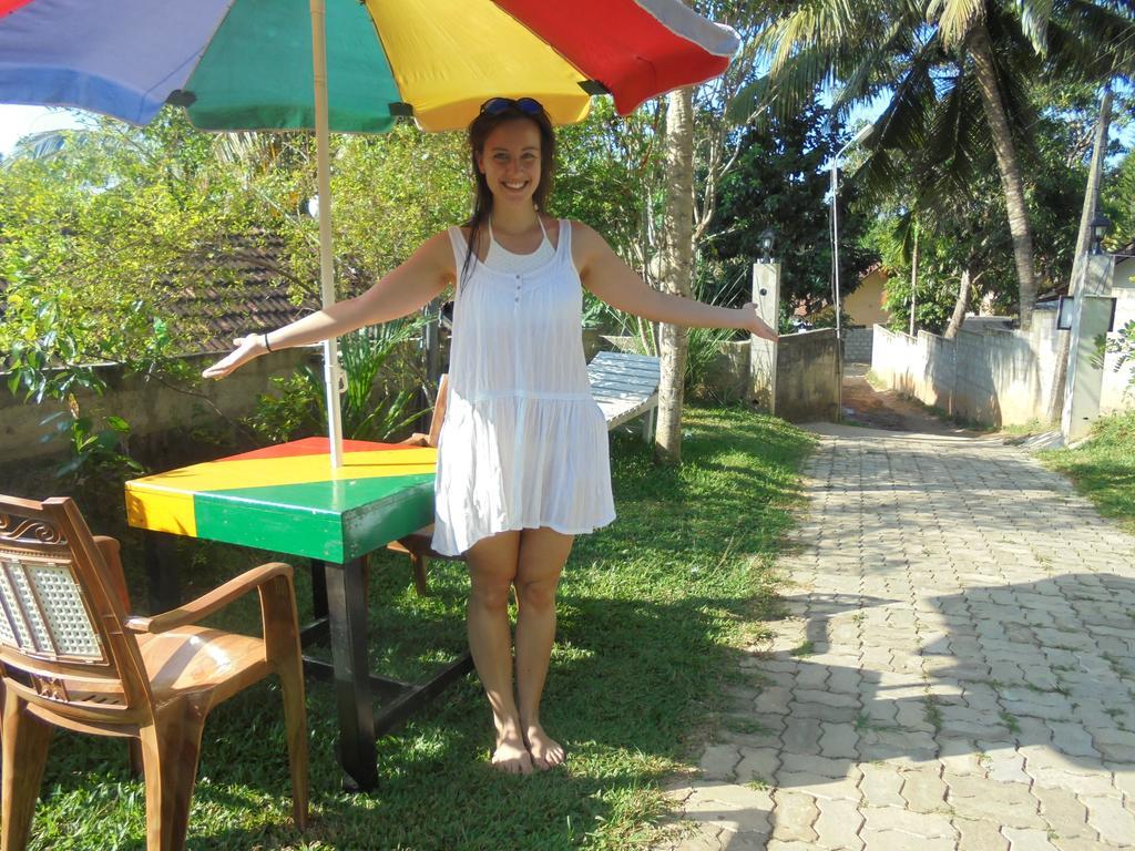 Sun Bird Eco Guest Mirissa Hotel ภายนอก รูปภาพ