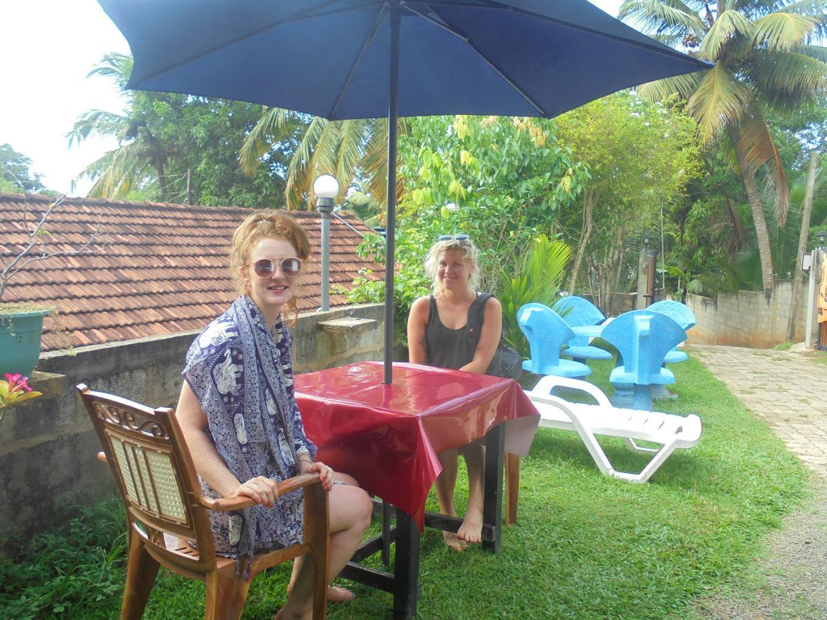 Sun Bird Eco Guest Mirissa Hotel ภายนอก รูปภาพ